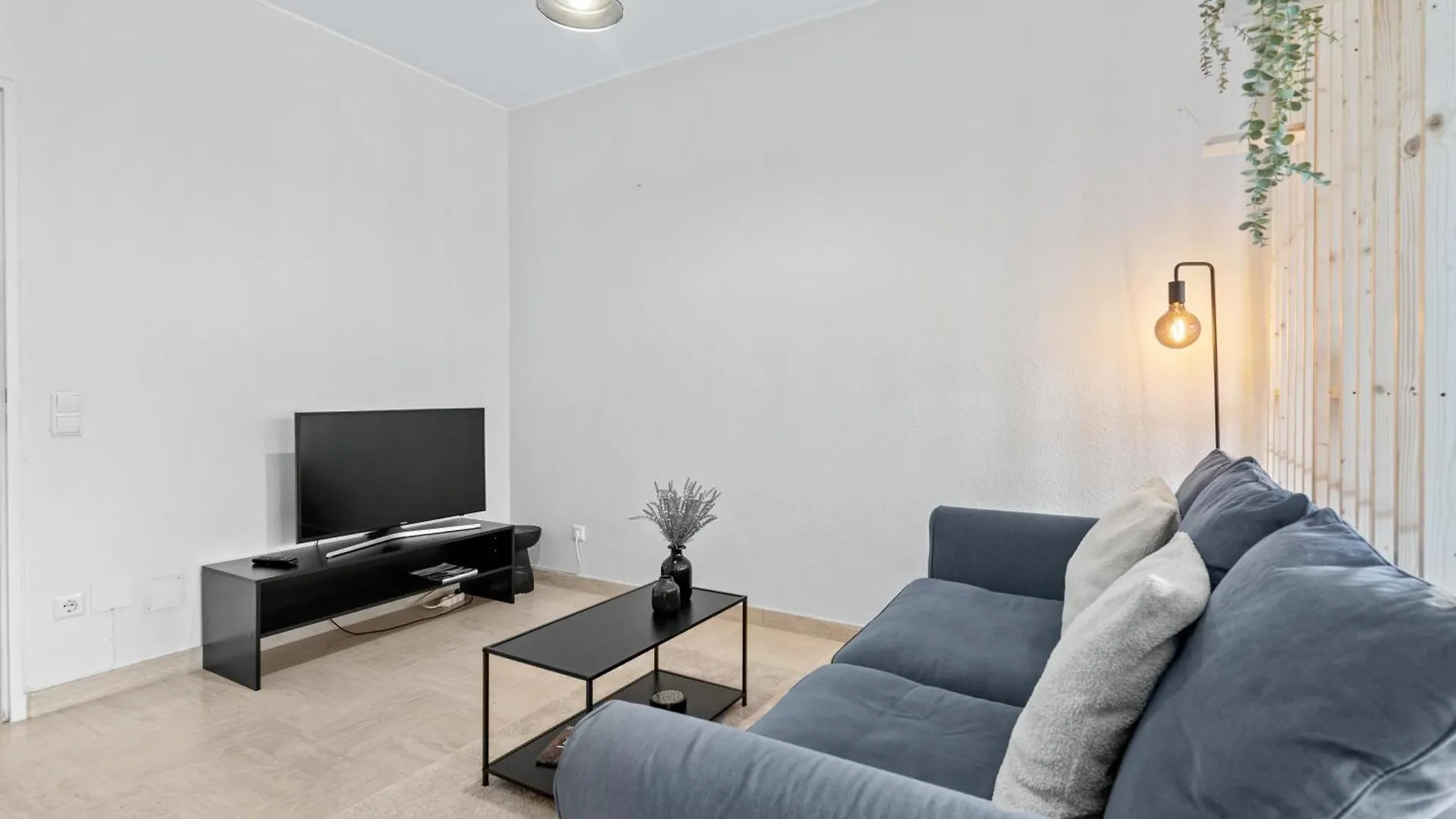 Studio In City Center 15Min From Airport Luxembourg Apartment
